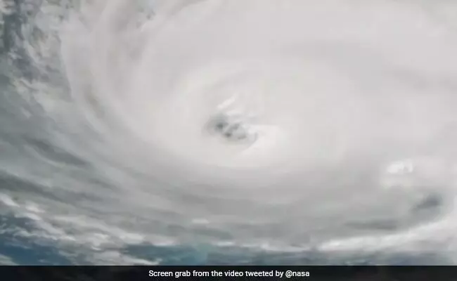 Have you ever seen a massive bulls eye of a hurricane? Here it is