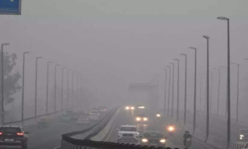 Air quality remains very poor as smog engulfs national capital