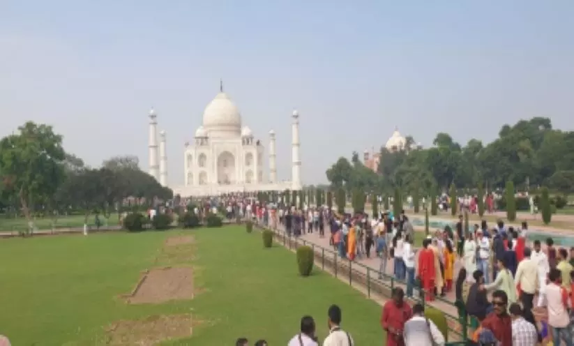 Let history continue, SC junks plea seeking change in Taj Mahals history