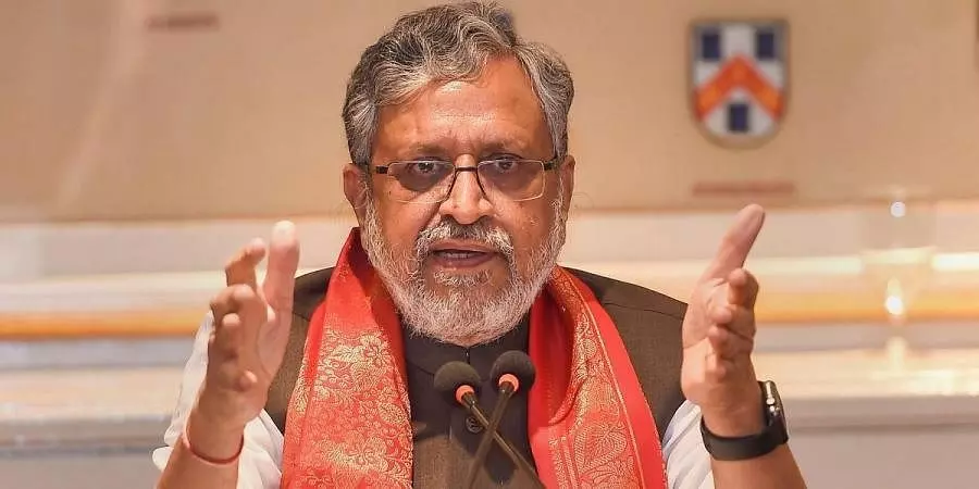 Sushil Modi proposes gradual phasing out of 2000 rupee currency notes