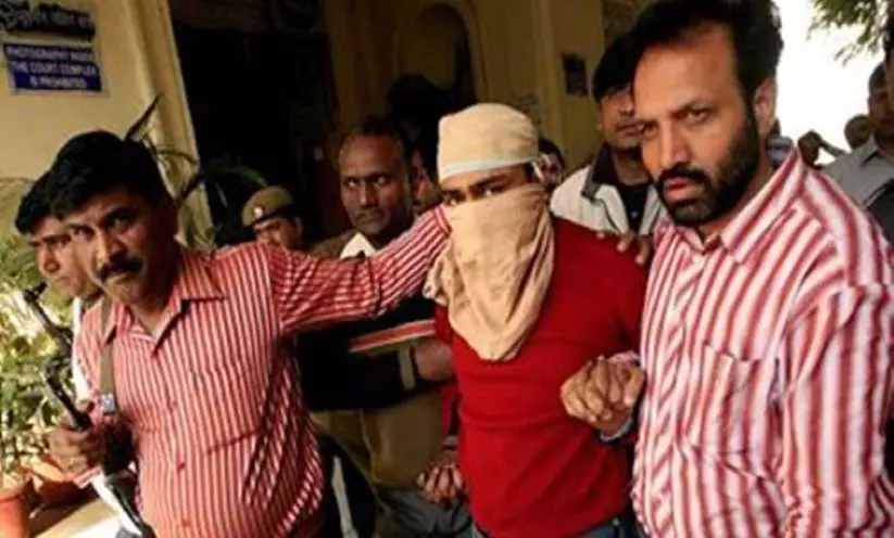 Delhi HC directs transfer of Batla House encounter convict to Safdarjung hospital