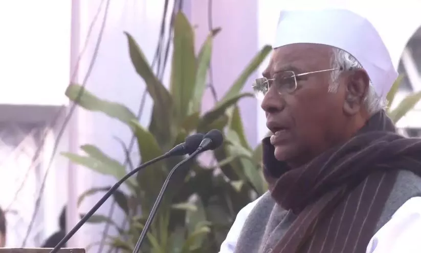 Society is being divided by hate, Kharge slams Centre
