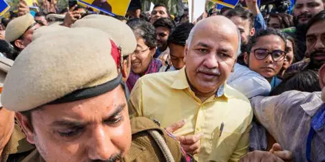 AAP continues nationwide protests, Sisodia will appear in court shortly