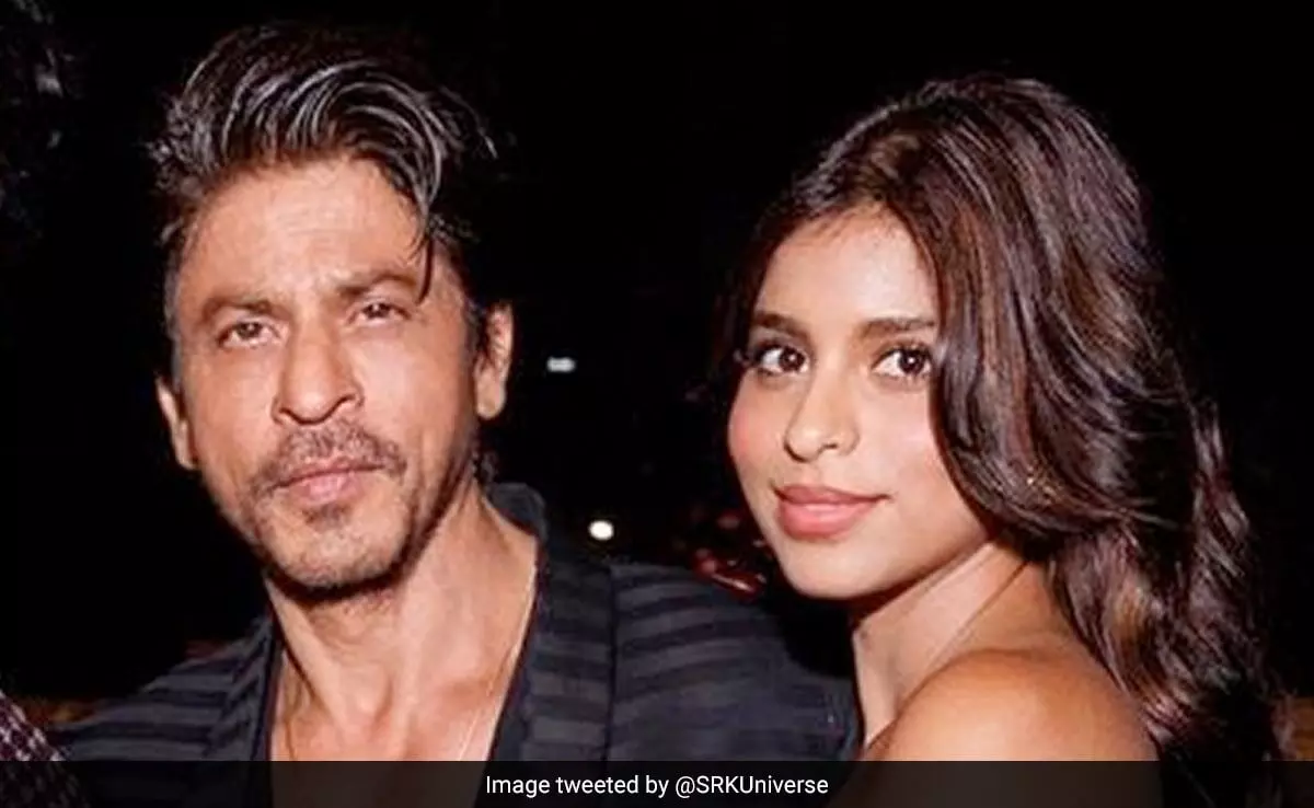Shah Rukh Khan writes well-dressed, well-spoken on daughter Suhanas Maybelline gig
