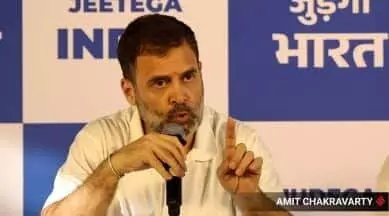Rahul demands JPC probe on Adani report; questions Modis silence