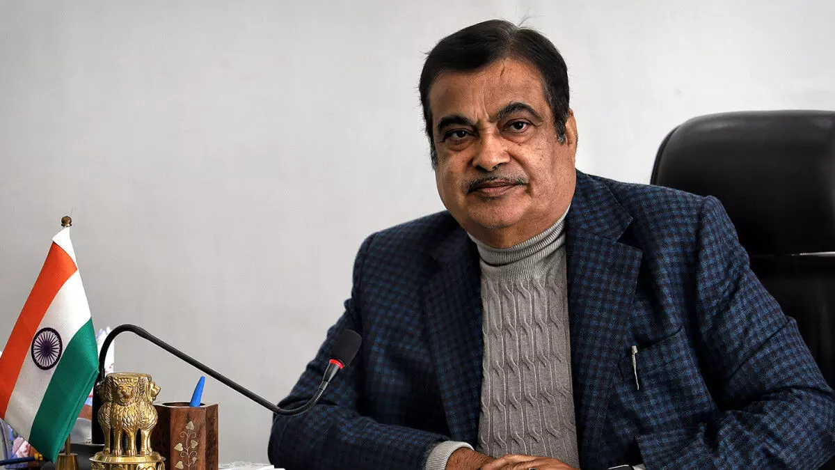 Will use social media, not advisement banners for LS poll campaigning: Gadkari