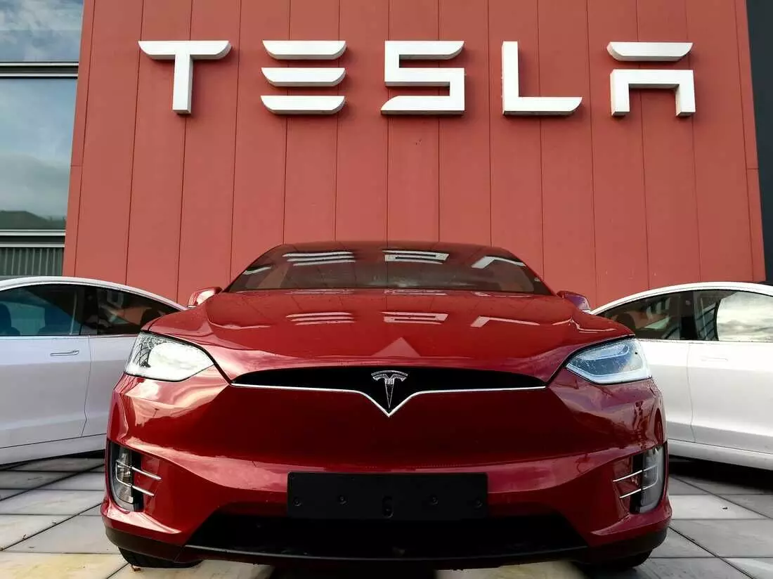 Tesla to ink pact with India for EV imports, local factory: report