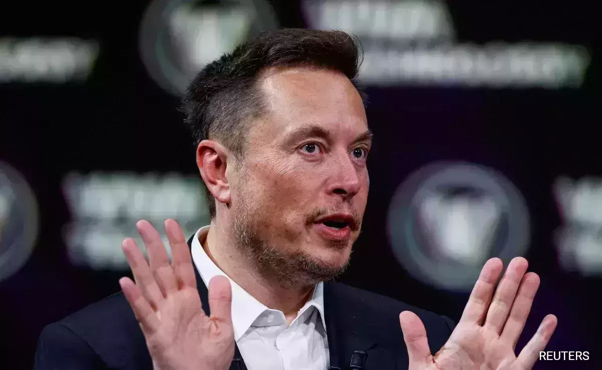 Elon Musk hurls expletives at advertisers as they desert X