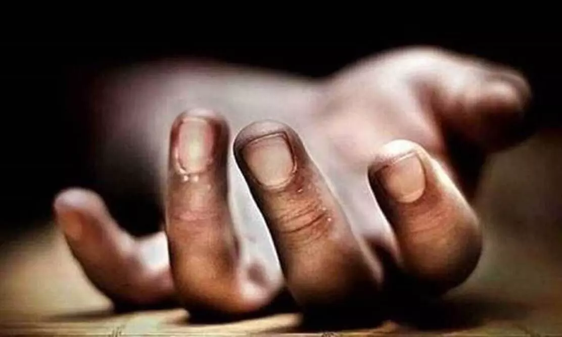 Girls body found hanging from ceiling in Uttarkashi