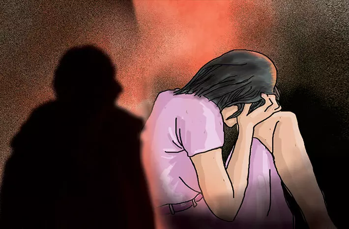 Rape accused kills self after throwing acid on complainant’s daughter