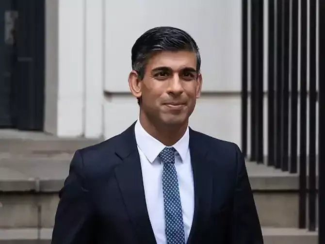UK PM Rishi Sunak faces crucial week ahead over his refugee policy