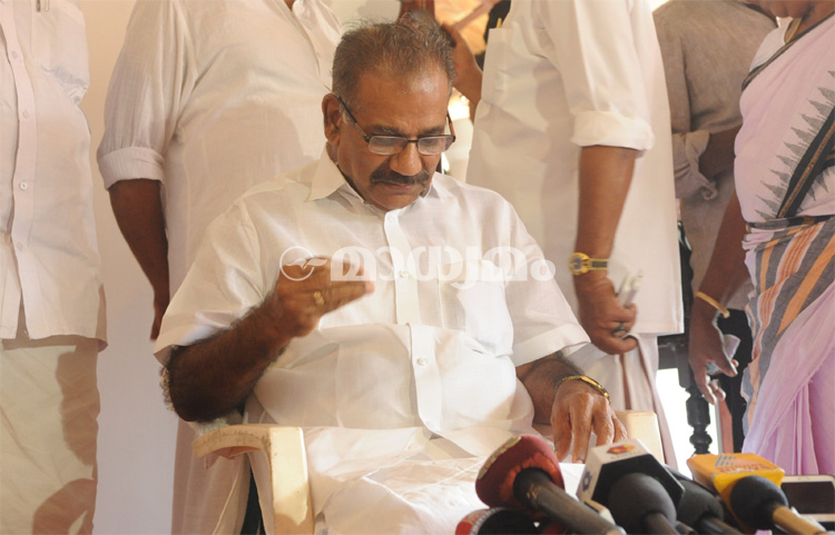 Former district judge P S Antony to probe Saseendran scandal