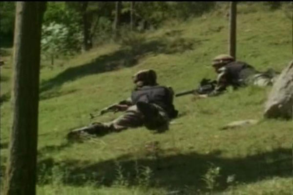 Pakistan Rangers again target Indian positions in Jammu
