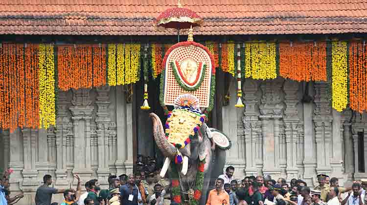 With fireworks unlikely, Thrissur pooram to be bare rituals