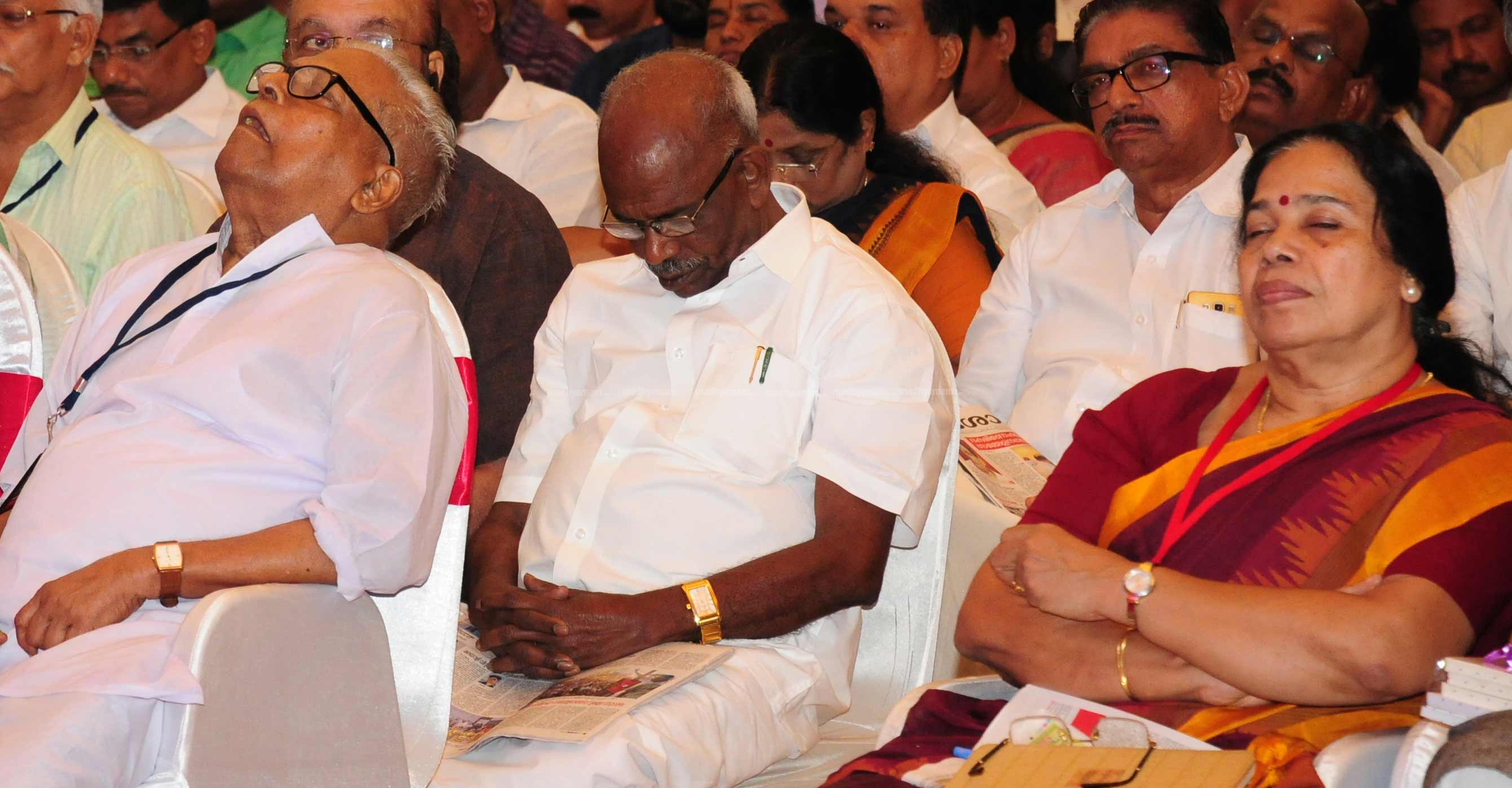 Achuthanandan takes on CPI-M over Mani